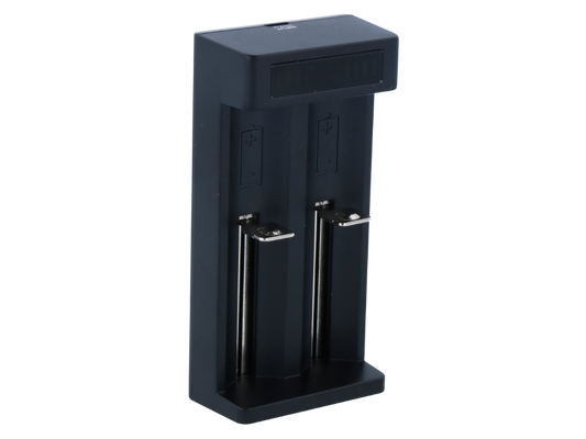 XTAR MC2 Ladegerät mit USB-C Anschluss für Li-ion Akkuzellen, kompatibel mit 18650, 21700 und 26650 Akkus, kompakte Größe und intelligenter Stromanpassung.